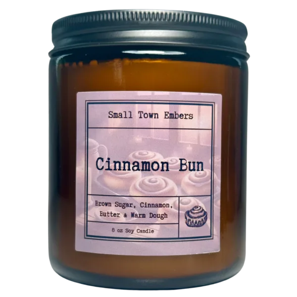 a picture of a cinnamon bun scented 8 oz soy wax candle